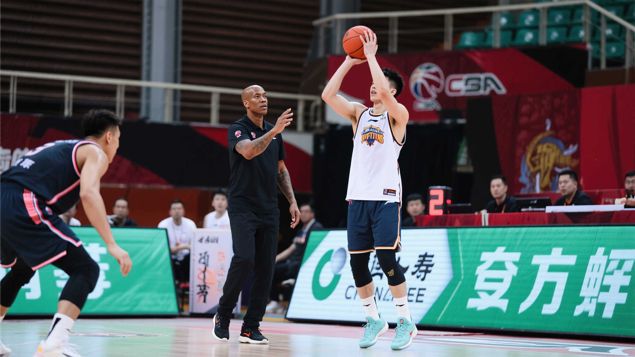 着短期内需 着短期内需